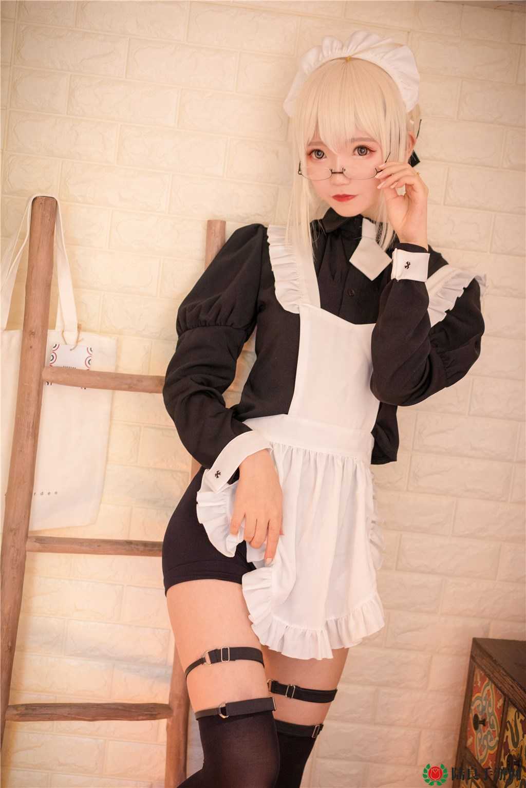 护士为什么要穿白色衣服？